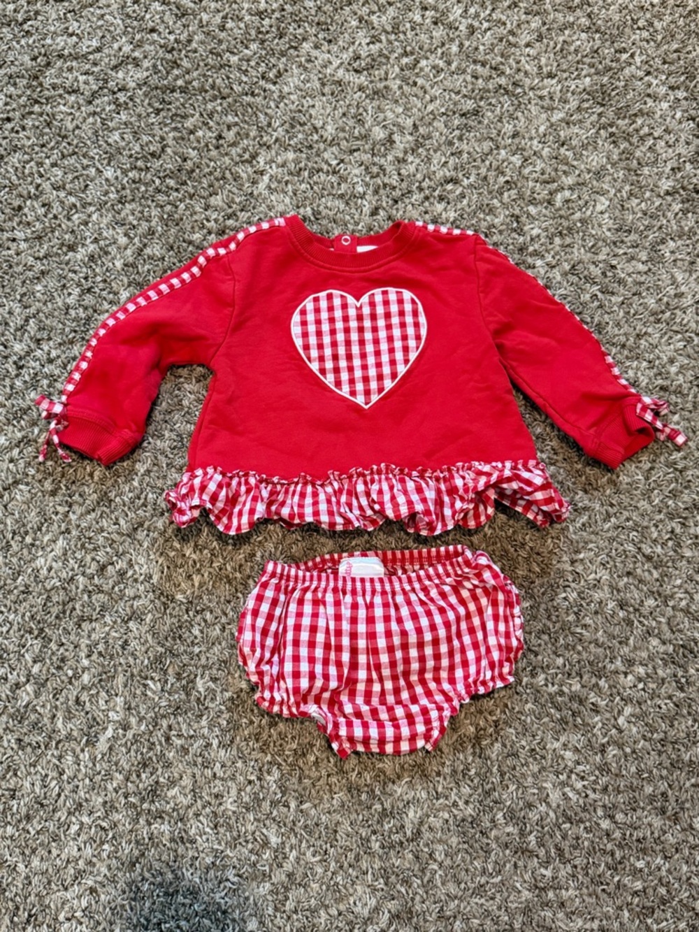 Ruffle Butts Red Gingham Heart Diaper Cover Set